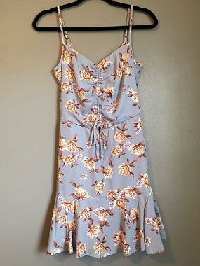 NWOT Row A Sz Small Women’s Baby Blue Floral Spaghetti Strap Fitted Mini Dress!